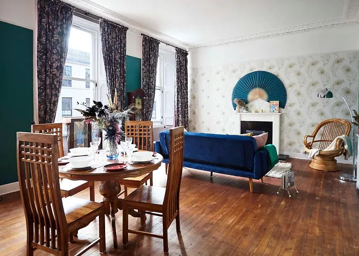 Stylish Private Flat Near St. Andrews Golf Course